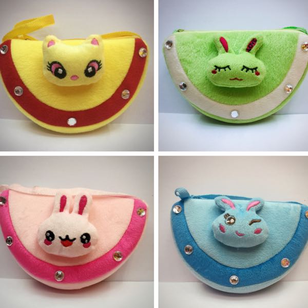 Plush shoulder bag, export bag, cartoon semi-circular diamond bag details Picture
