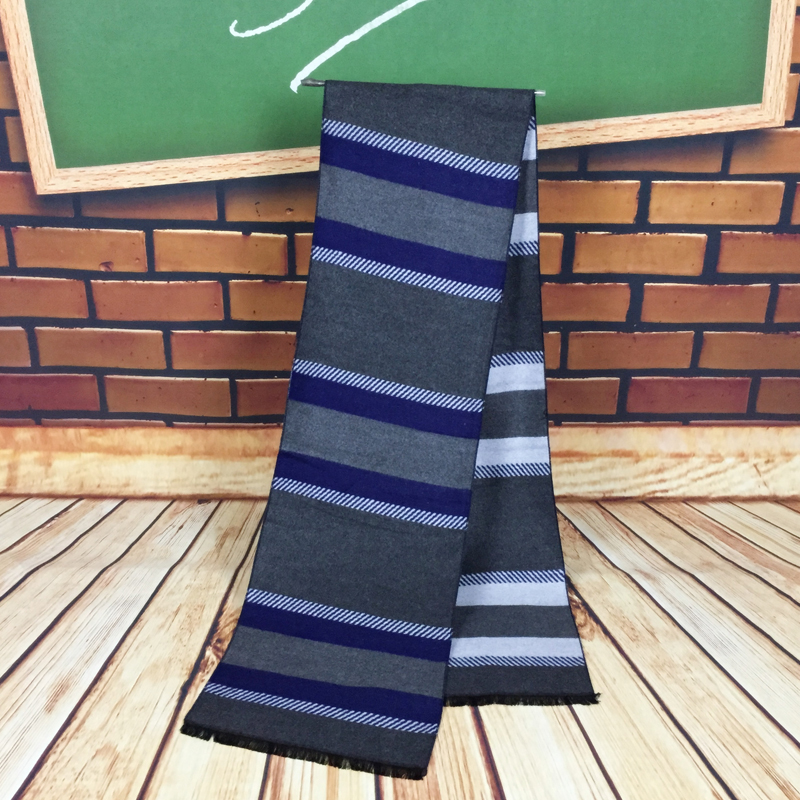 Manufacturers Direct Sales Horizontal Stripe Pattern Multi-Color Men's Fashion Scarf Fashion Application Scenario