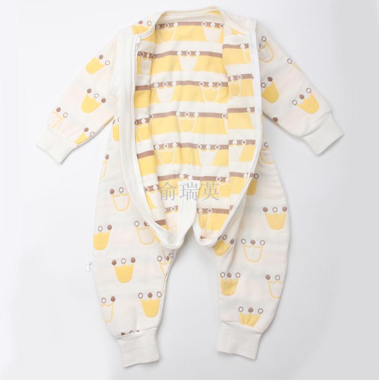Six-layer gauze baby crawling suit one-piece suit, thickened clothes, autumn and winter baby crawling suit Specification image