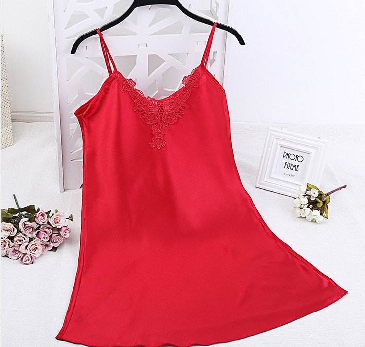 Water-soluble lace halter dress, solid-color sexy silk nightgown, V-neck European and American pajamas