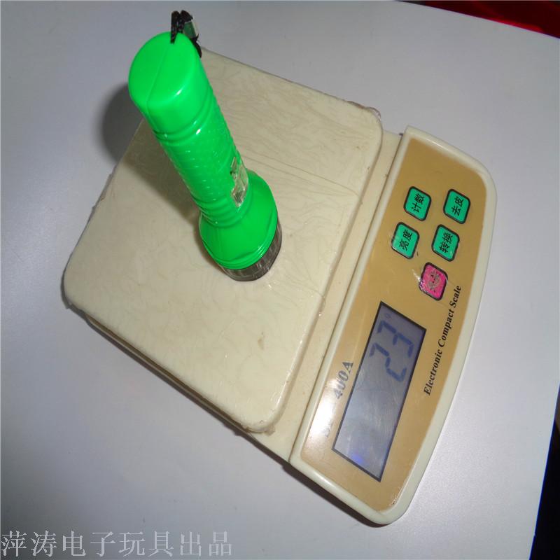 Children's toy D-8718 flashlight, gift LED keychain, night light, luminous supply, factory direct sales Application Scenario