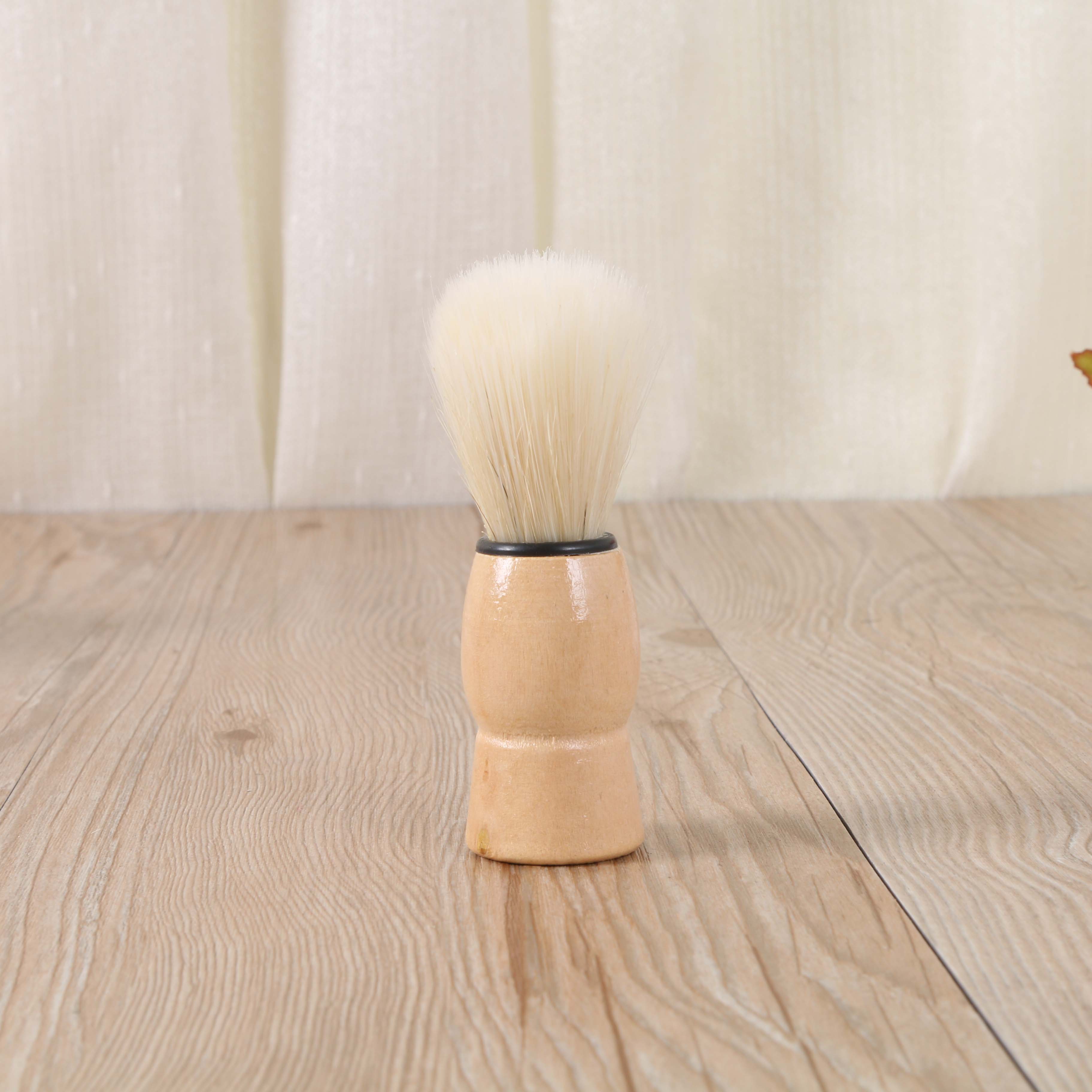Soft-bristled shaving brush, men's shaving brush, fashionable wooden-handled shaving brush, shaving foam brush, men's cleaning brush details Picture