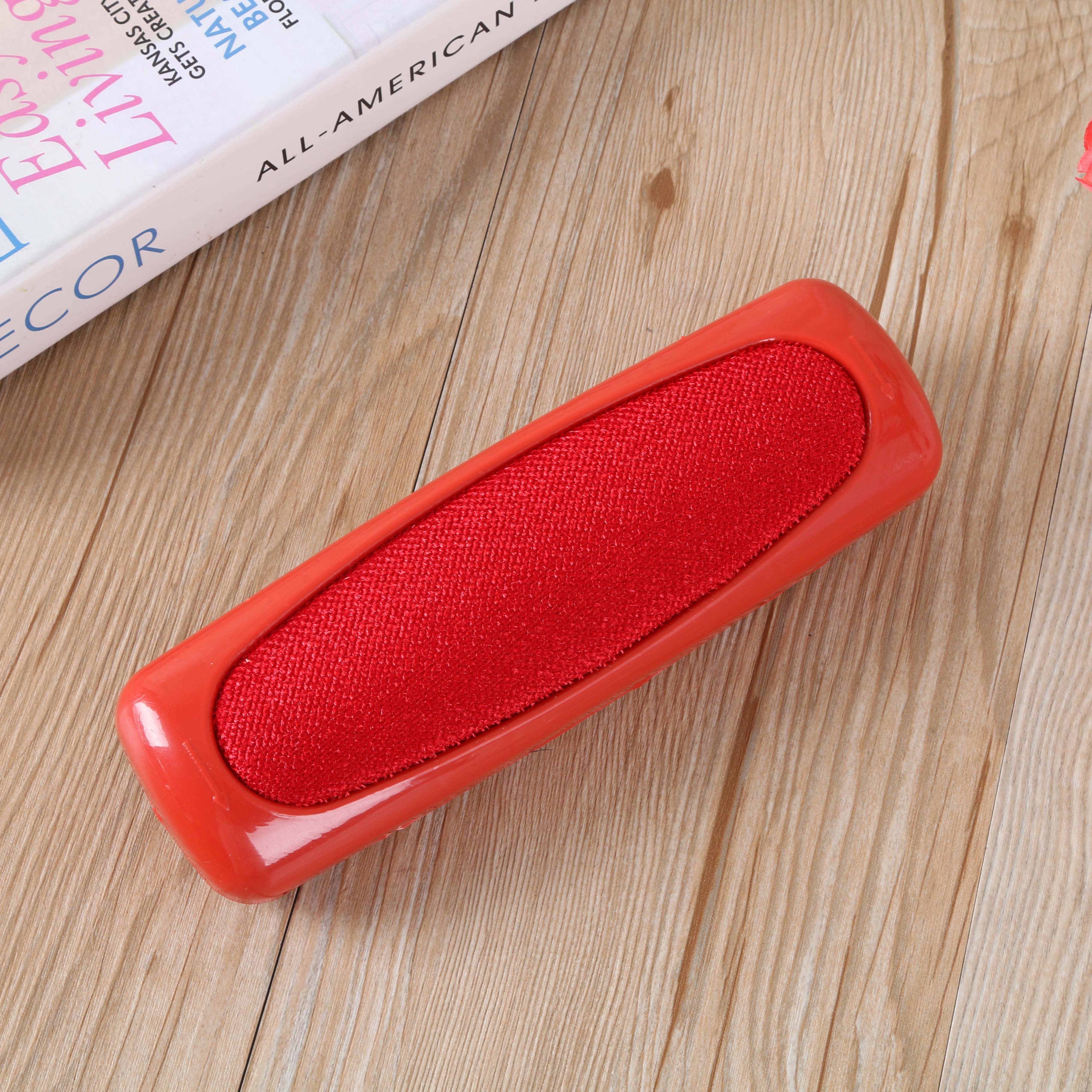 Bristle suction brush, dust removal brush, bed brush, bristle removal brush, electrostatic dry cleaning brush, plastic brush, coat brush details Picture