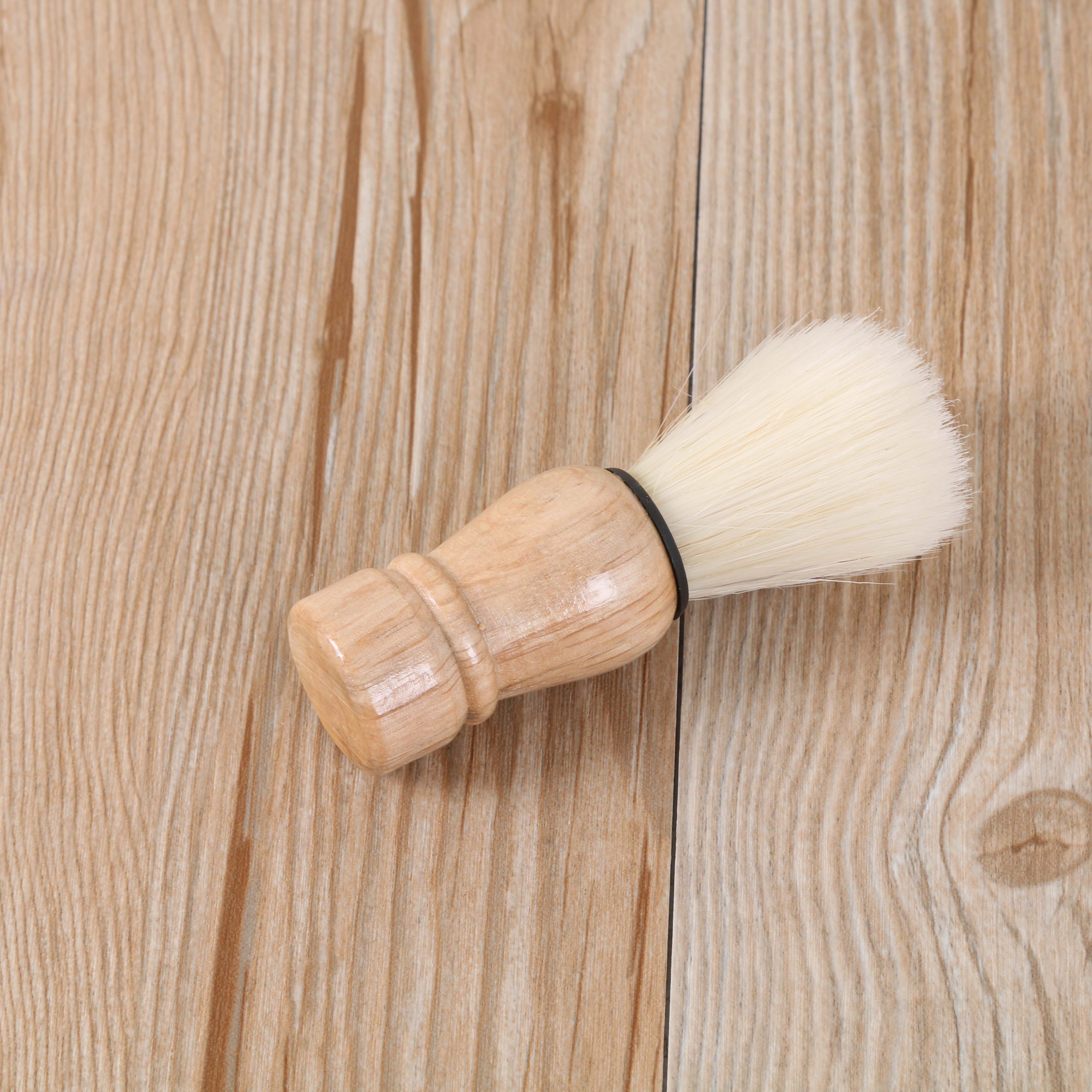 Soft-bristled shaving brush, men's shaving brush, fashionable wooden-handled shaving brush, shaving foam brush, cleaning brush Application Scenario