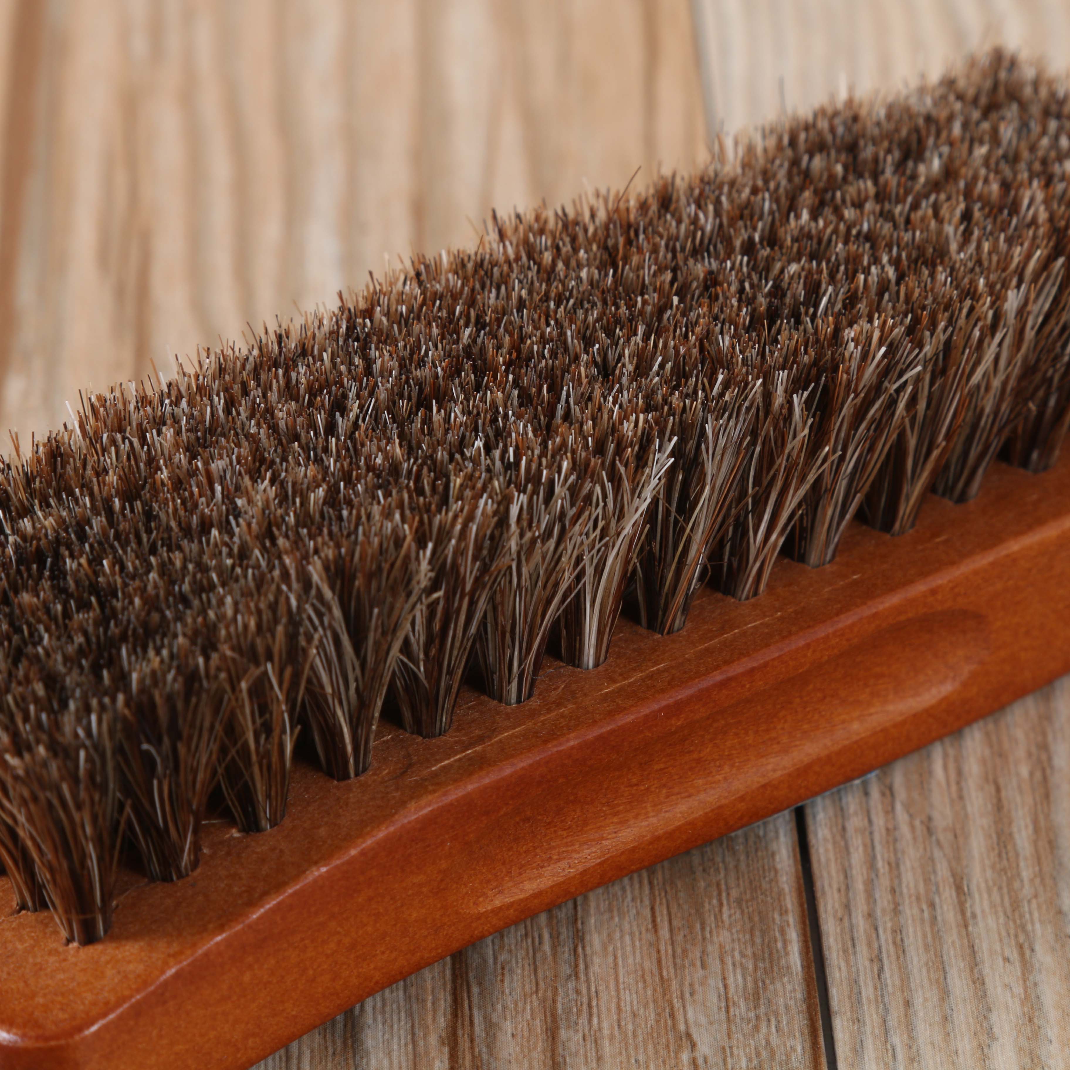 Horsehair brush, soft wool shoe brush, leather shoe brush, shoe polish brush, polishing shoe polish, shoe brush Application Scenario