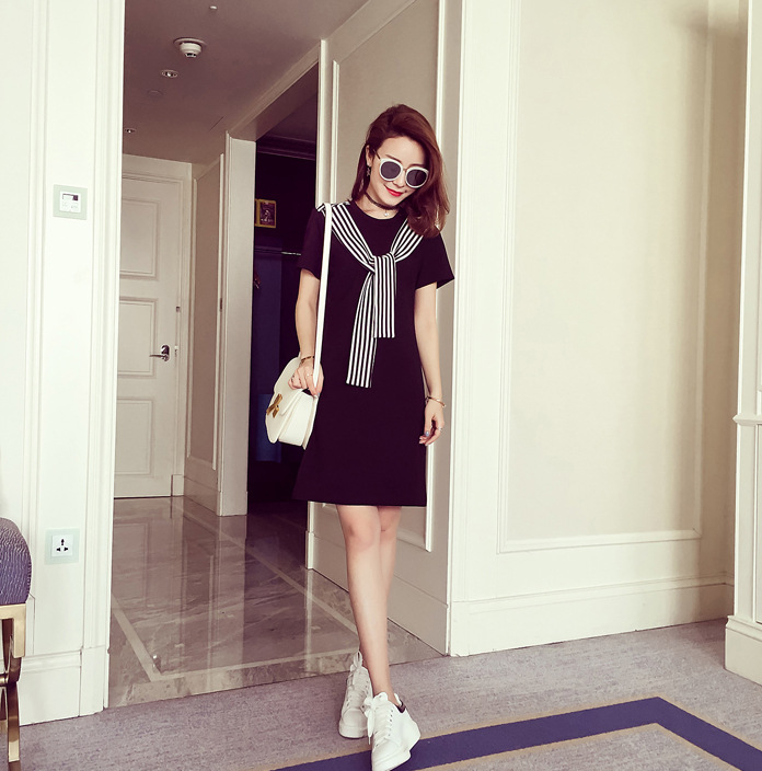 2017 Summer New Korean striped short-sleeved mid-length dress for women Application Scenario
