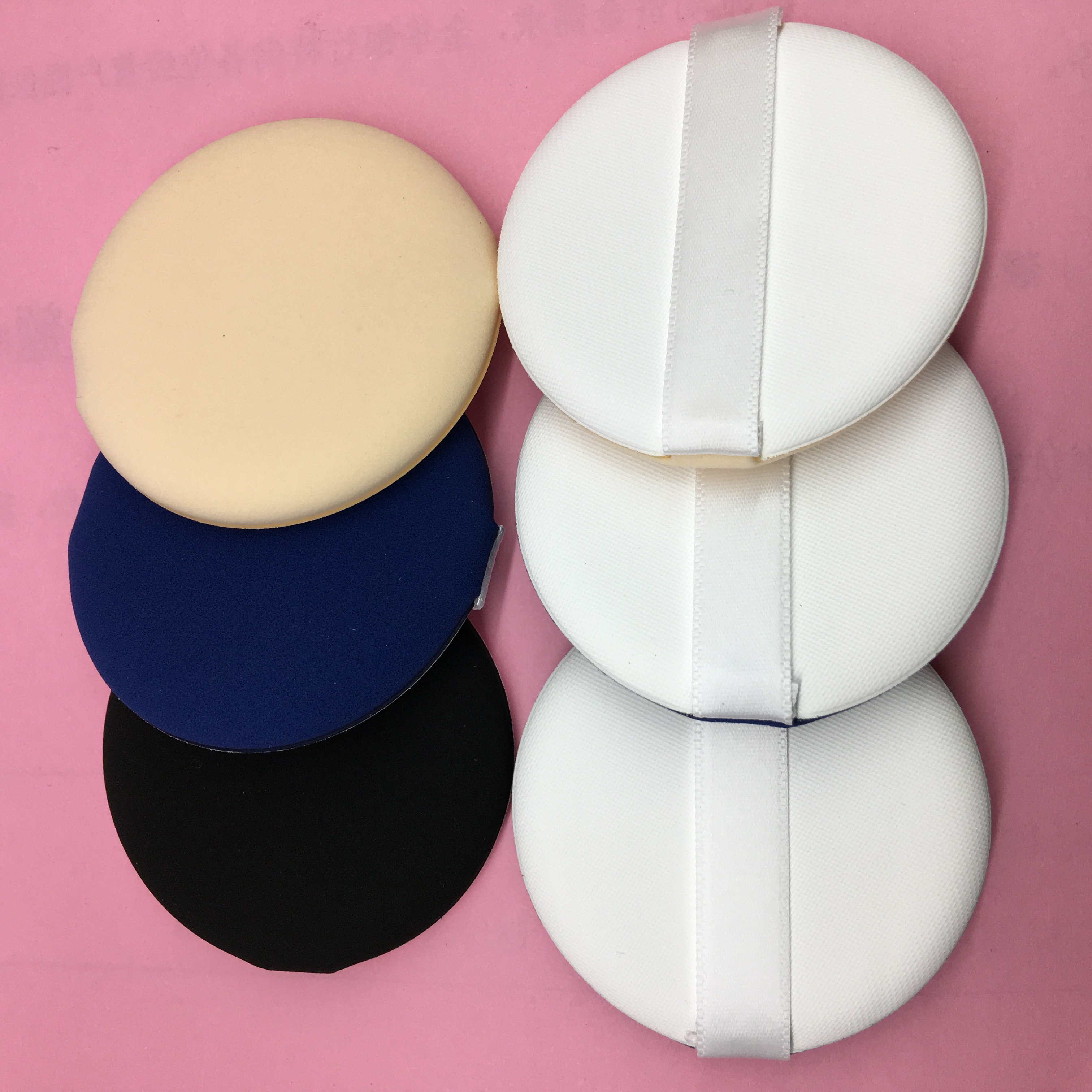 Factory direct sales and wholesale of powder puffs. Customized logos are available