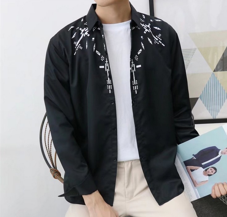 Korean-style men's long-sleeved shirt with a lapel, slim fit and fashionable letter print Application Scenario