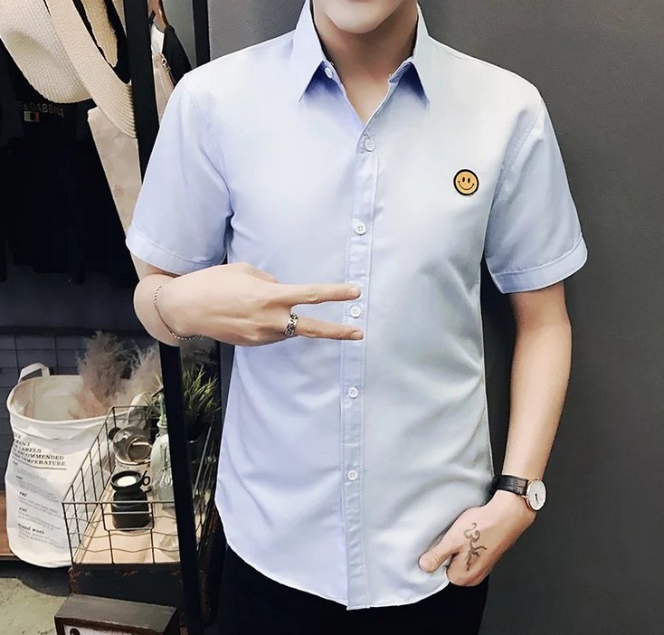 New cartoon smiling face embroidered men's short-sleeved shirt, versatile youth Korean-style shirt details Picture