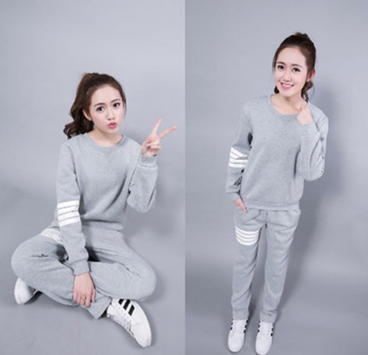 Korean PINK Spring and Autumn new long-sleeved and long-pants pajama women's home wear set Application Scenario