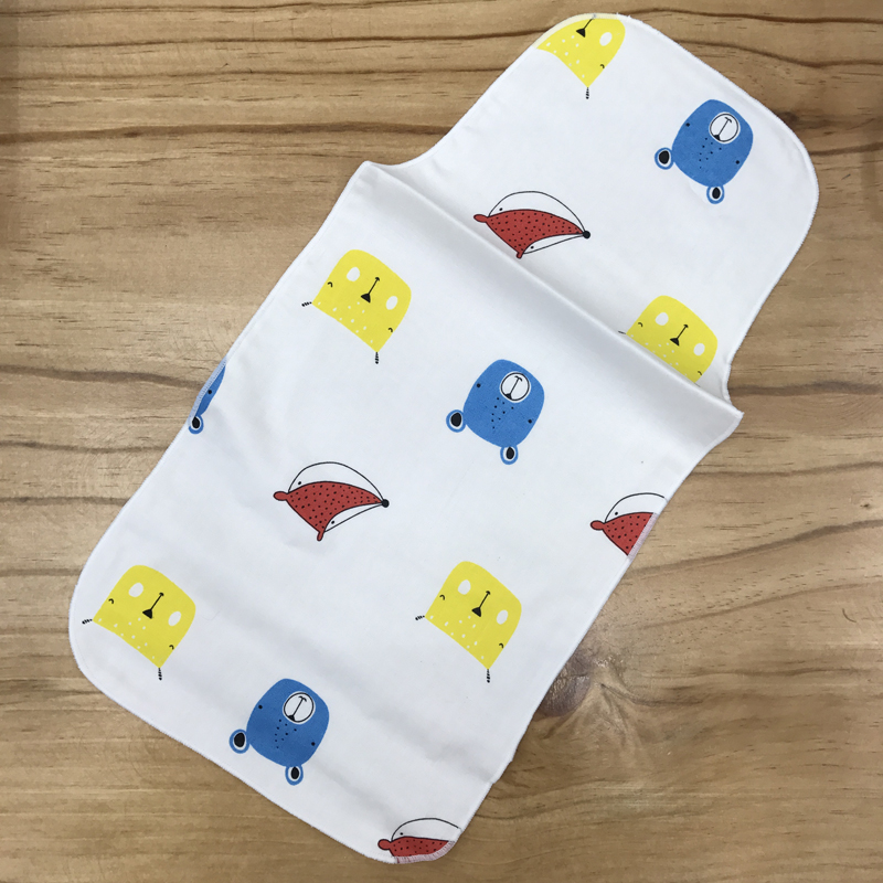 棉四层婴儿纱布手帕吸汗巾儿童垫背巾薄款印花