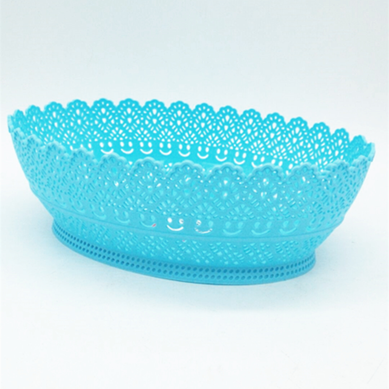 Sunshine Department Store's modern creative plastic fruit platter, dried fruit platter, plastic hollowed-out lace fruit basket Application Scenario