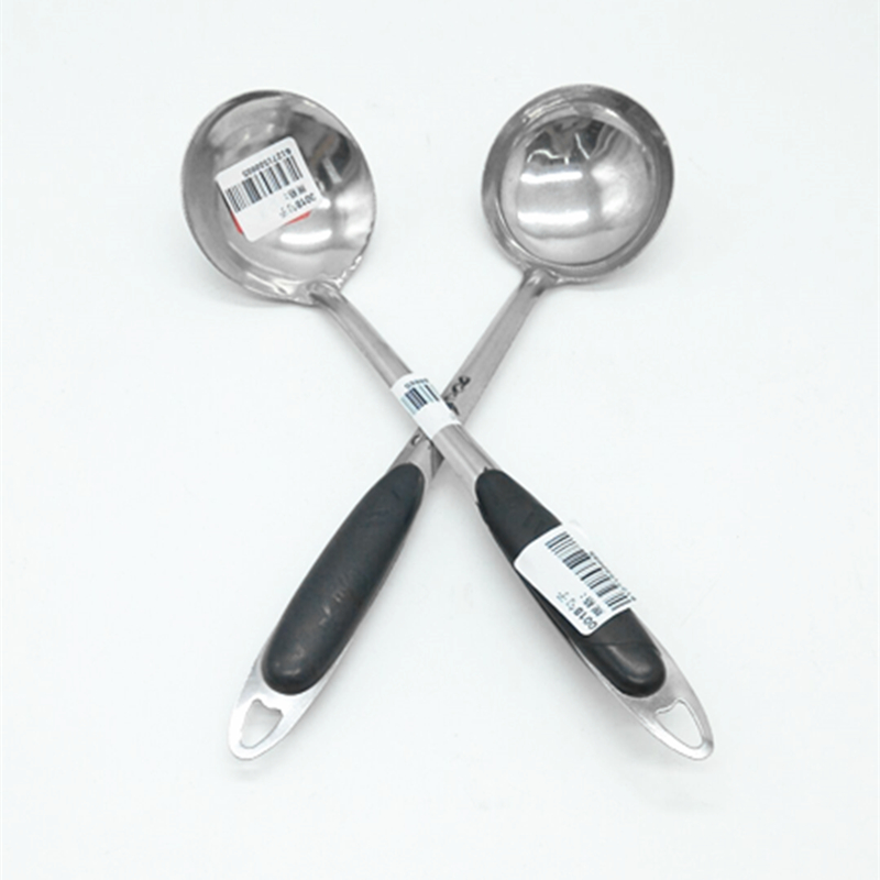 Sunshine Department Store 0018 Black Handle soup spoon, stainless steel soup ladle, kitchenware Application Scenario