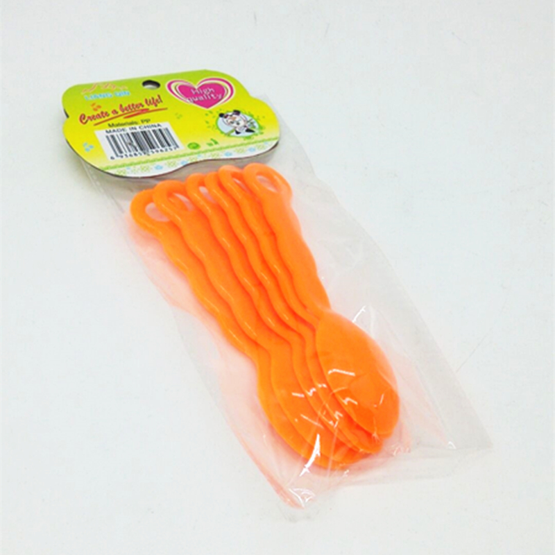 Sunshine Department Store: 6 orange small spoons for seasoning bottles, small spoons for children's rice, and small spoons Application Scenario