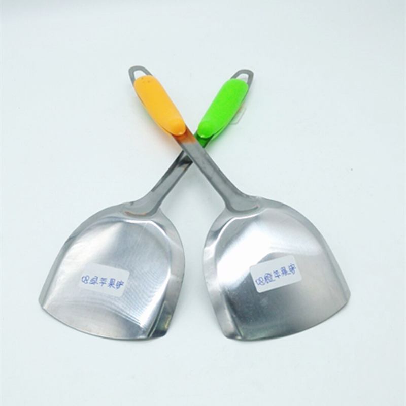 Sunshine Department Store Apple-handled spatula kitchenware tools, spatula, long-handled cooking spatula Application Scenario