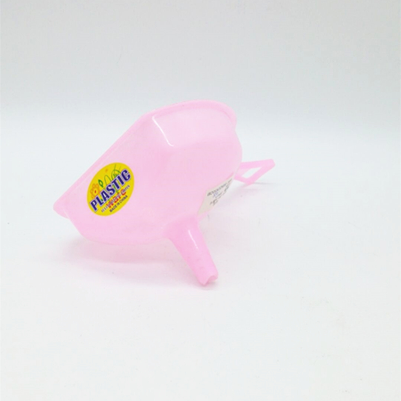 Sunshine Department Store 06-A plastic oil drain can be hung with a handle funnel oil can for liquid dispensing details Picture
