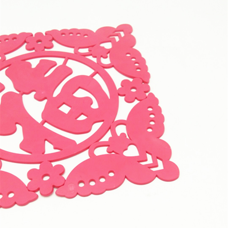 Sunshine Department Store's "Fu" character color MATS, silicone placemats, cup MATS, bowl MATS, vegetable MATS, and creative heat insulation MATS Application Scenario