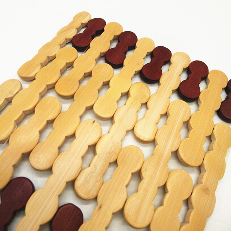 Sunshine Department Store 17*19 square bamboo MATS, vegetable MATS, table MATS, bowl MATS, cup MATS, heat-insulating and heat-resistant table MATS Application Scenario