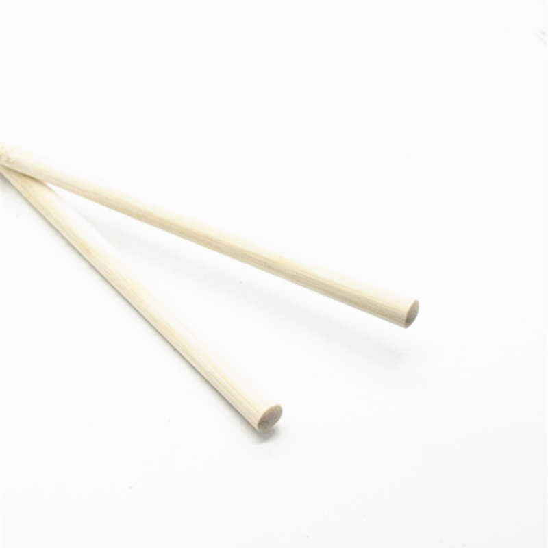 Sunshine Department Store bagged extra-long chopsticks for frying, hot pot, cooking noodles, extended chopsticks, anti-scald and anti-slip, healthy bamboo chopsticks Application Scenario