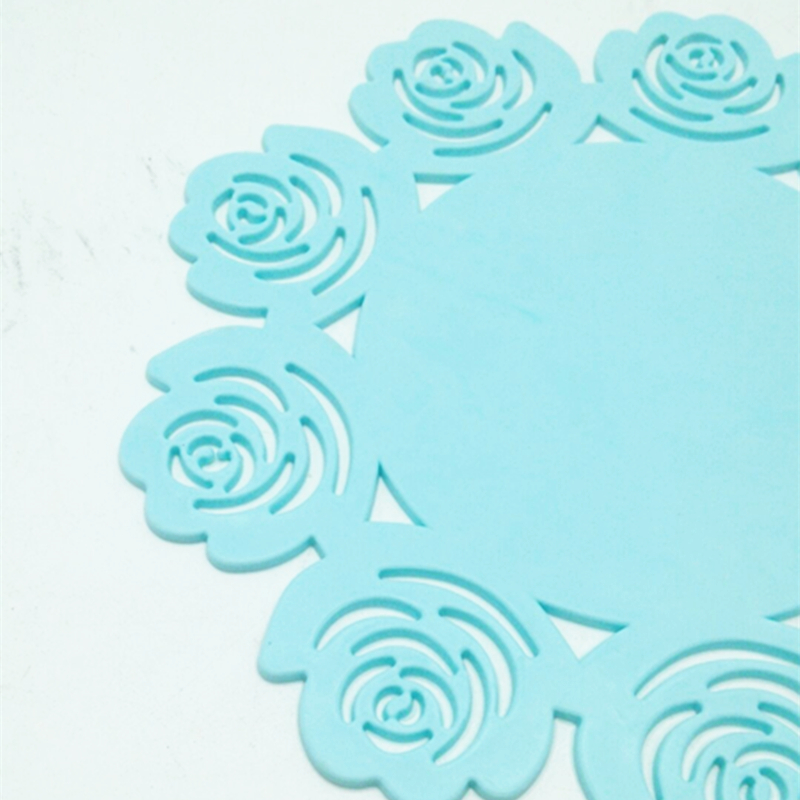 Sunshine Department Store's round flower-colored MATS, silicone placemats, cup MATS, bowl MATS, vegetable MATS, and creative cut-flower heat insulation MATS Application Scenario