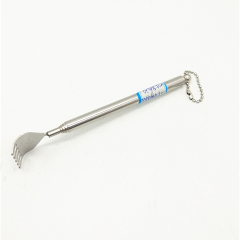 Sunshine Department Store's 5-section telescopic steel claw scratch-scratching scraper is portable and no need to ask for help. It's a perfect tool for scratching and tickling Application Scenario