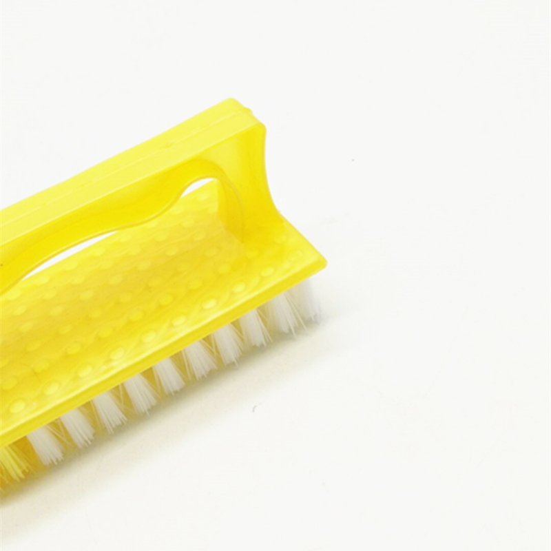 Sunshine Department Store's multi-functional plastic laundry brush, candy-colored cleaning brush, powerful stain removal brush, handle clothes brush and shoe brush Application Scenario