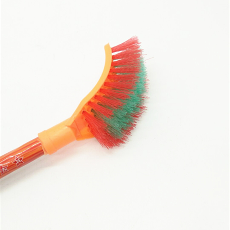 Sunshine Department Store square head wooden handle colored toilet brush, cleaning brush, long handle toilet brush for bathrooms Application Scenario