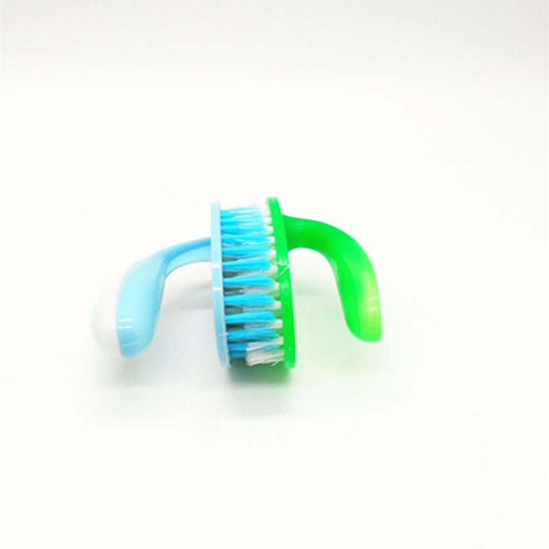 Sunshine Department Store's curved handle clothes brush, laundry brush, shoe brush, board brush, laundry cleaning brush