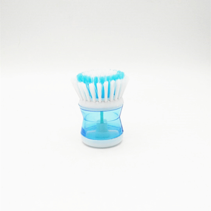 The multi-functional pressure liquid pot brush of Sunshine Department Store does not stick to oil. The dishwashing brush can produce dishwashing liquid by pressing details Picture