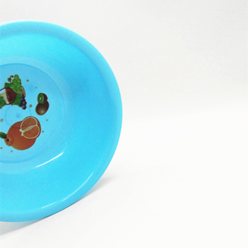 Sunshine Department Store plastic washbasin, round and cute washbasin, plastic laundry basin, foot basin Application Scenario