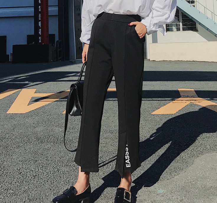 High-waisted, letter-printed black, slightly flared, fashionable, slit straight 9-inch casual pants Application Scenario
