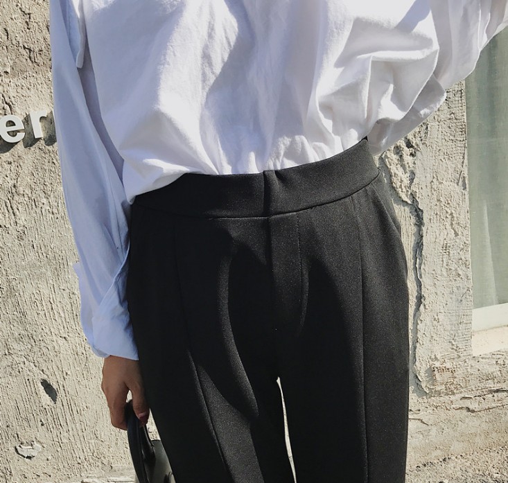 High-waisted, letter-printed black, slightly flared, fashionable, slit straight 9-inch casual pants Specification image