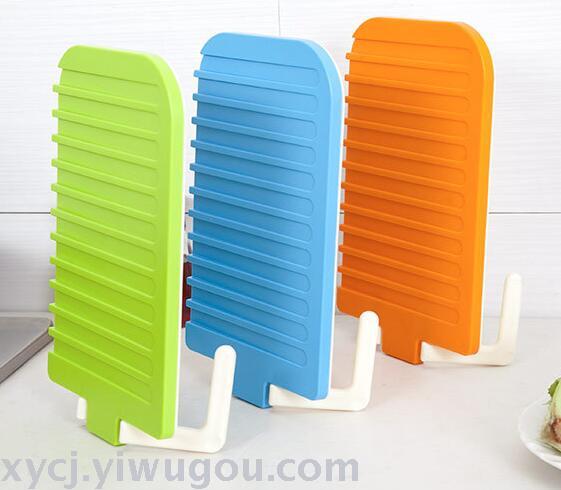 The new vertical cutting board, the draining cutting board and the creative hanging cutting board can be used details Picture