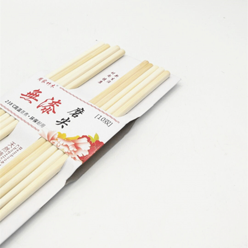 Sunshine Department Store 0071 offers ten pairs of white chopsticks, anti-slip and heat-resistant bamboo chopsticks that are environmentally friendly and healthy Application Scenario