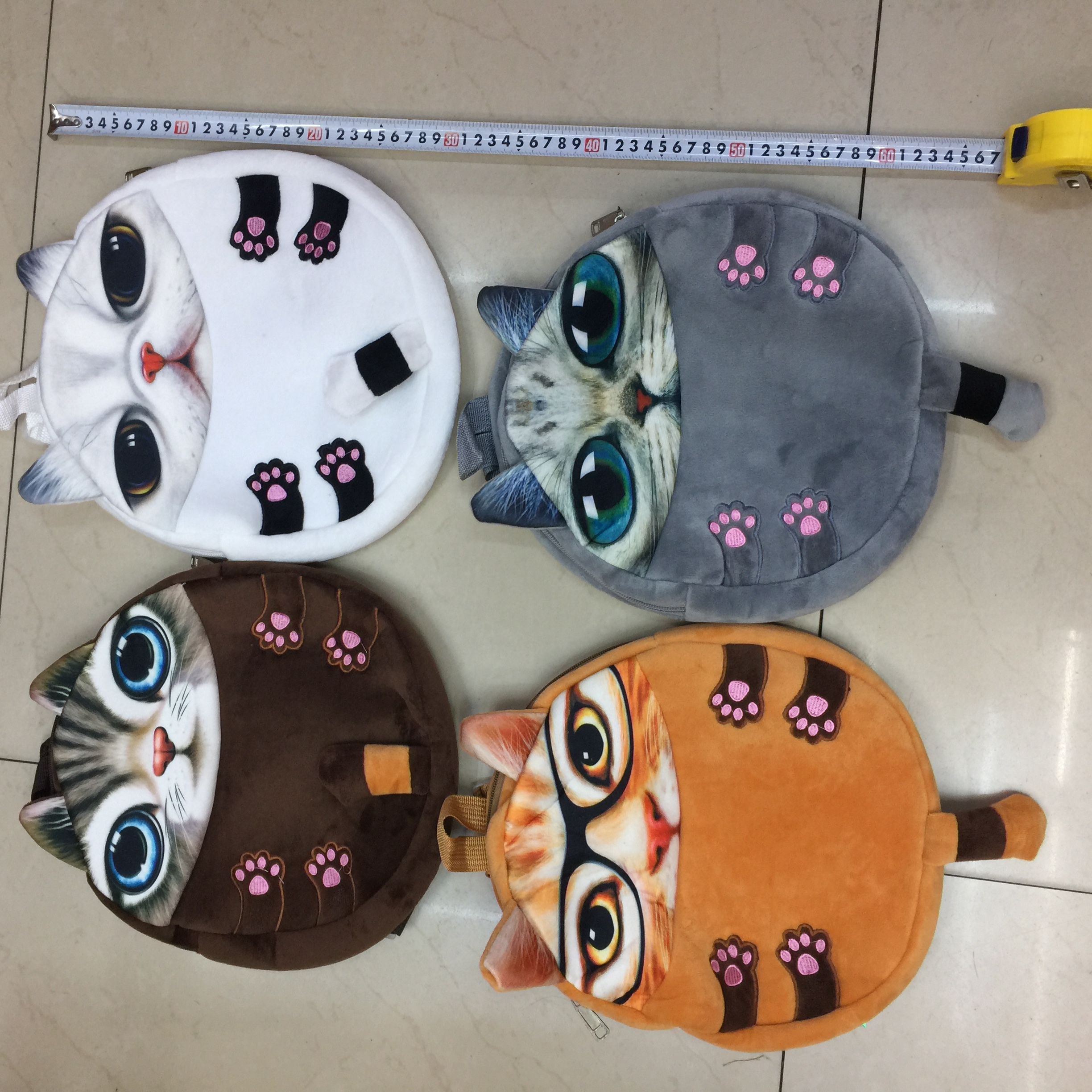 Plush schoolbags, plush toy bags, cat schoolbags, foreign trade backpacks Application Scenario