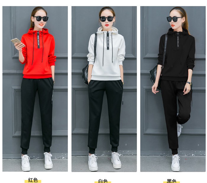 Spring and Autumn Casual sportswear set, a stylish and slimming large-sized long-sleeved hooded sweatshirt two-piece set Application Scenario