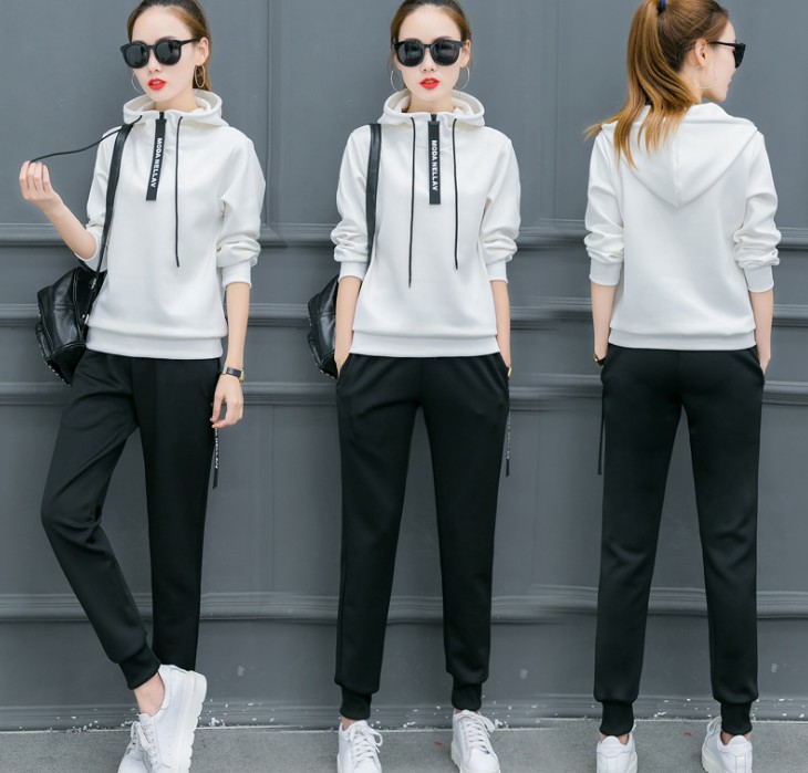 Spring and Autumn Casual sportswear set, a stylish and slimming large-sized long-sleeved hooded sweatshirt two-piece set details Picture