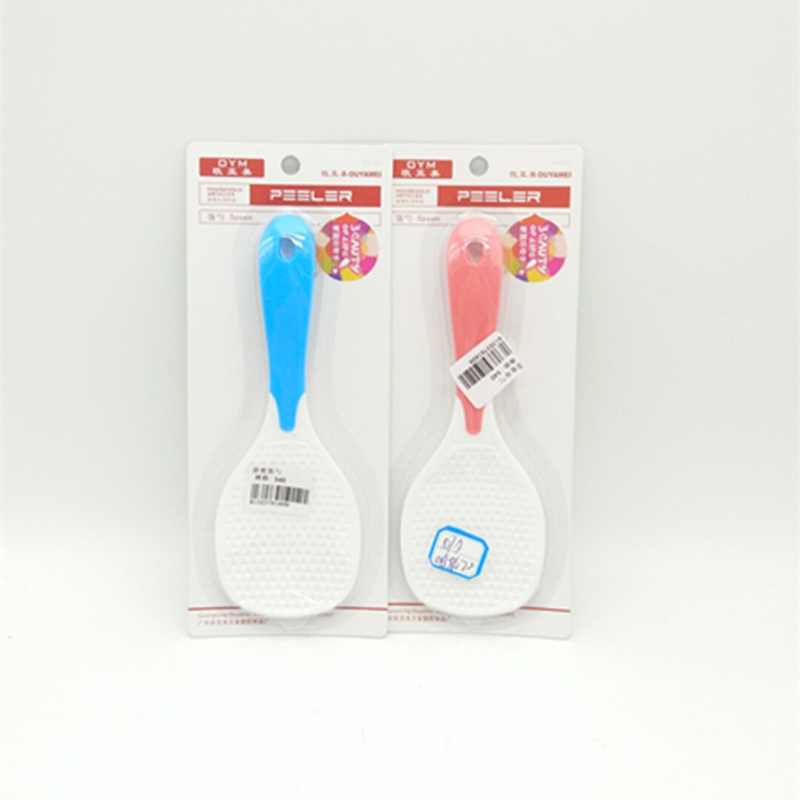 Sunshine Department Store's card-absorbing rice spoon, a plastic non-stick rice spoon that won't damage the pot, and a colorful handle rice spoon
