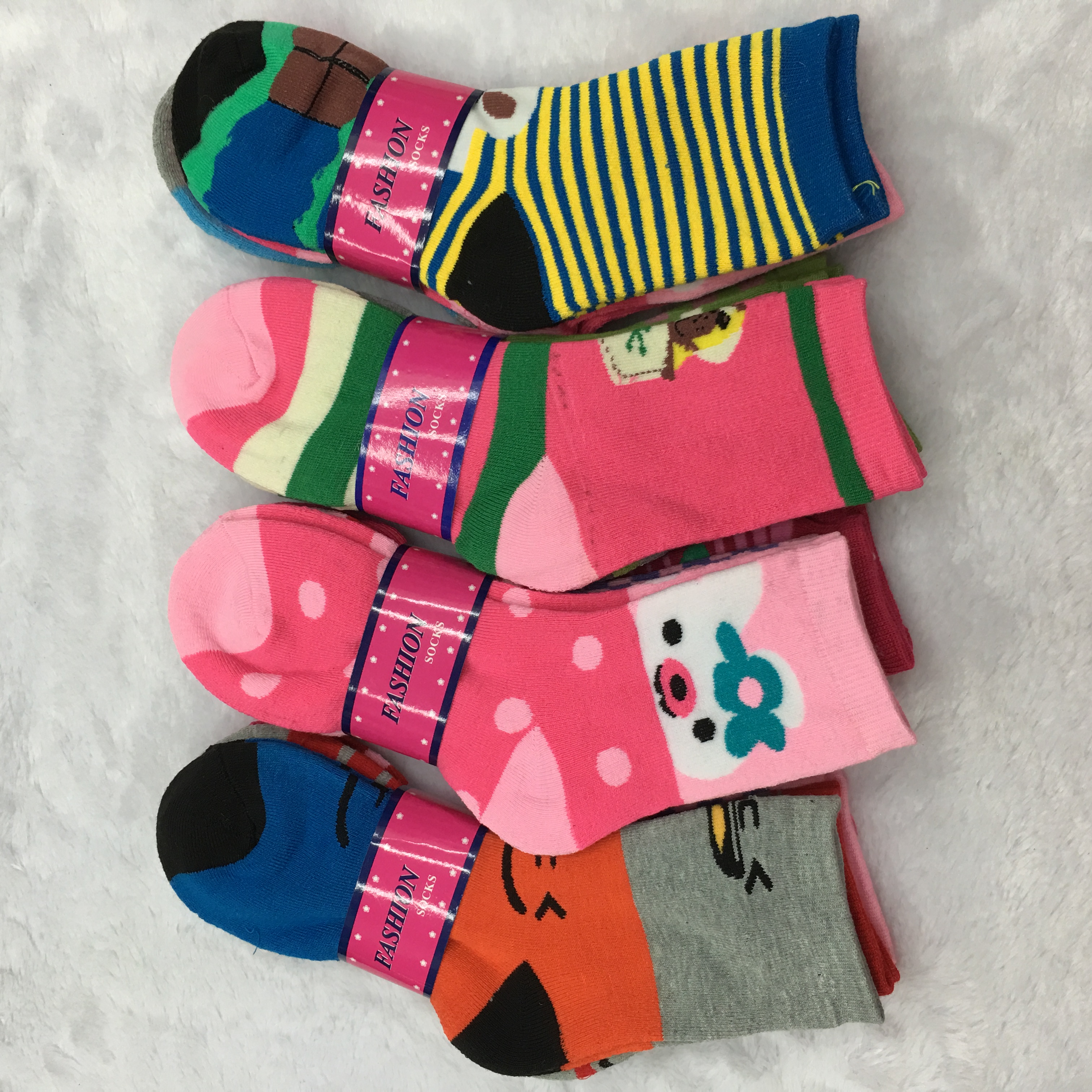 Autumn and winter thickened warm towel women's socks full loop mid-calf casual sports women's socks Taobao gift