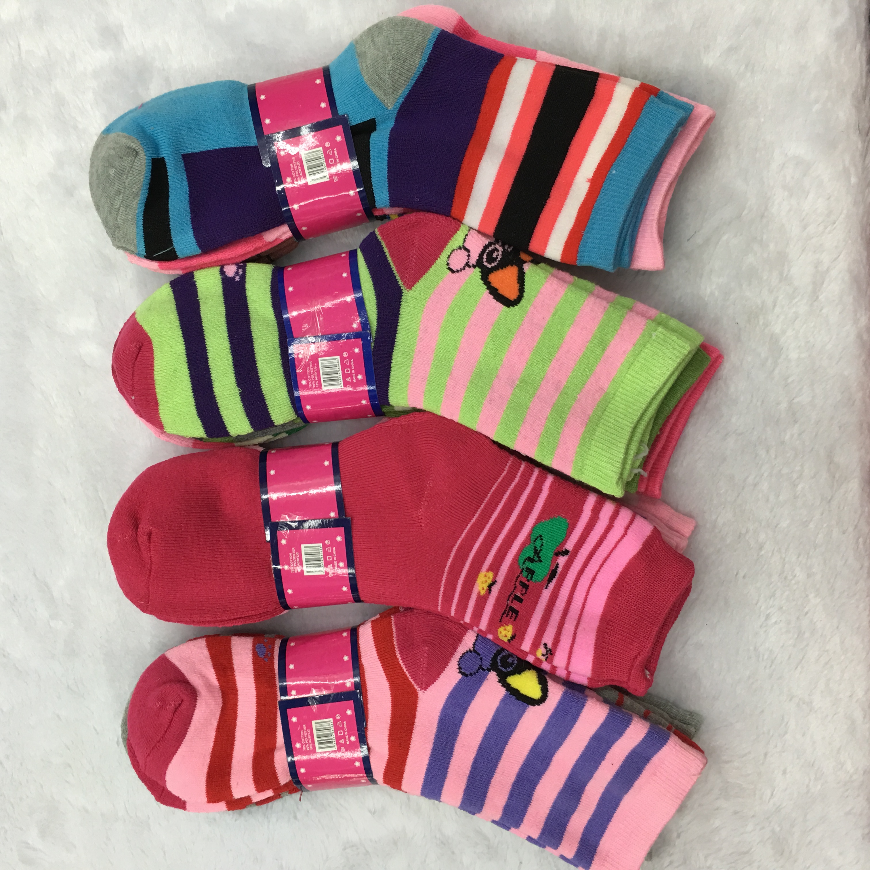 Autumn and winter thickened warm towel women's socks full loop mid-calf casual sports women's socks Taobao gift Application Scenario