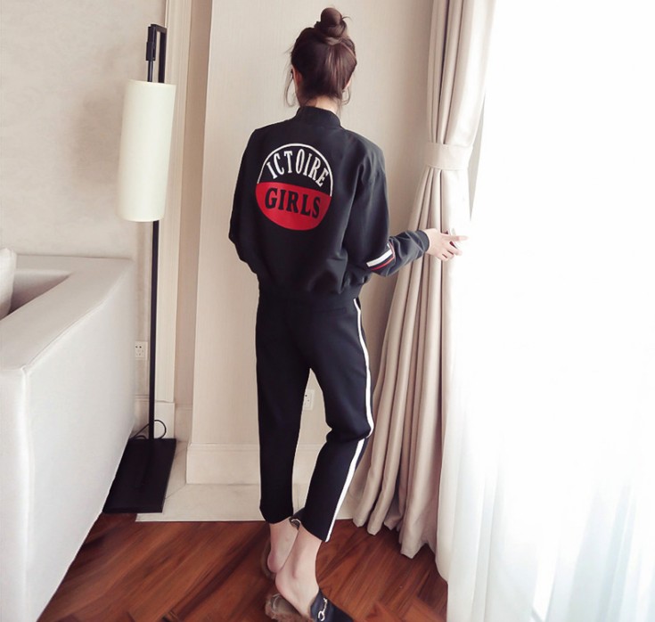 New Korean-style casual loose sportswear set, baseball jacket, coat and trousers, two-piece set details Picture