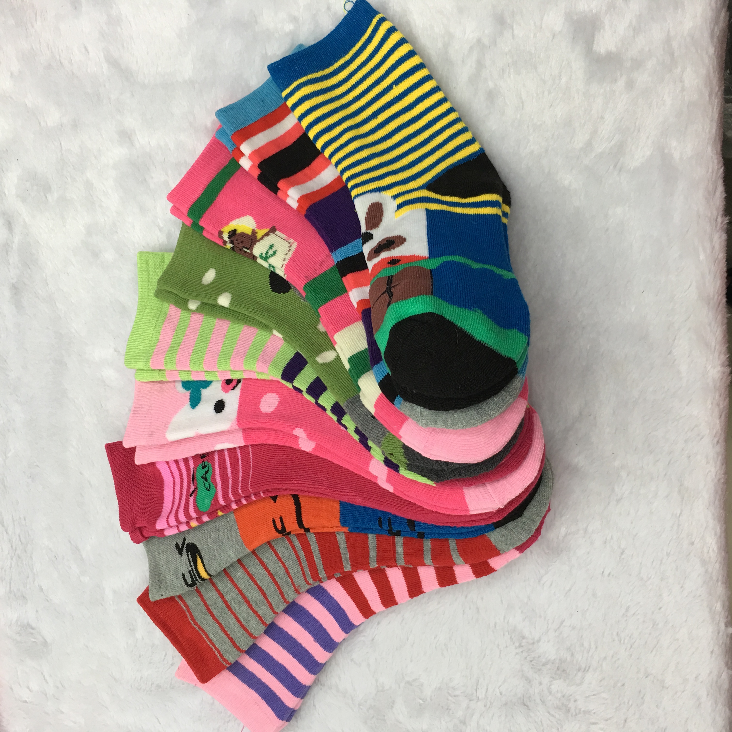 Autumn and winter thickened warm towel women's socks full loop mid-calf casual sports women's socks Taobao gift Specification image