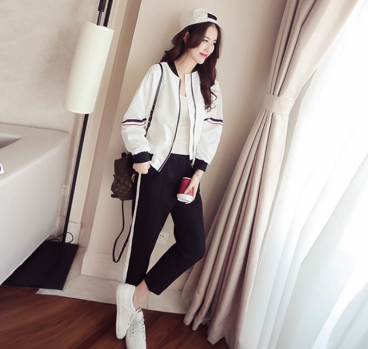 New Korean-style casual loose sportswear set, baseball jacket, coat and trousers, two-piece set Specification image