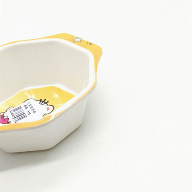 Sunshine Department Store Children's spacer bowl, high-end imitation porcelain children's bowl, cartoon plastic baby rice bowl Application Scenario