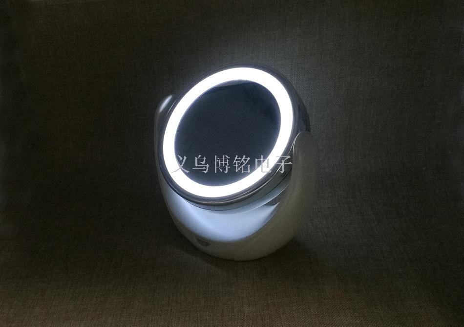 Beauty beauty mirror high-grade led light can rotate 360 makeup mirror double-sided mirror Application Scenario