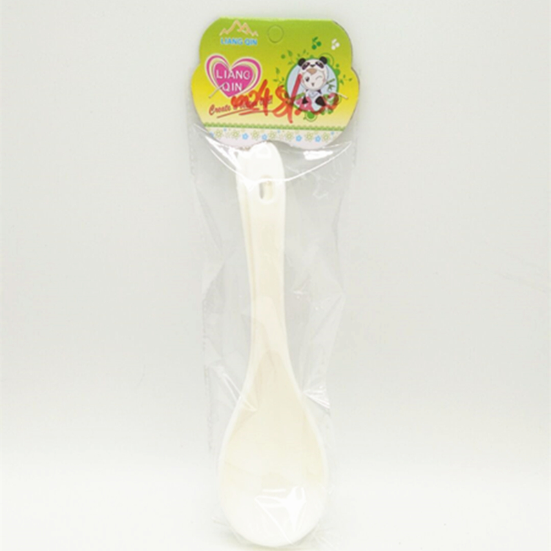 Sunshine Department Store's new plastic soup spoons, household long-handled porridge spoons, and plastic thickened soup spoons