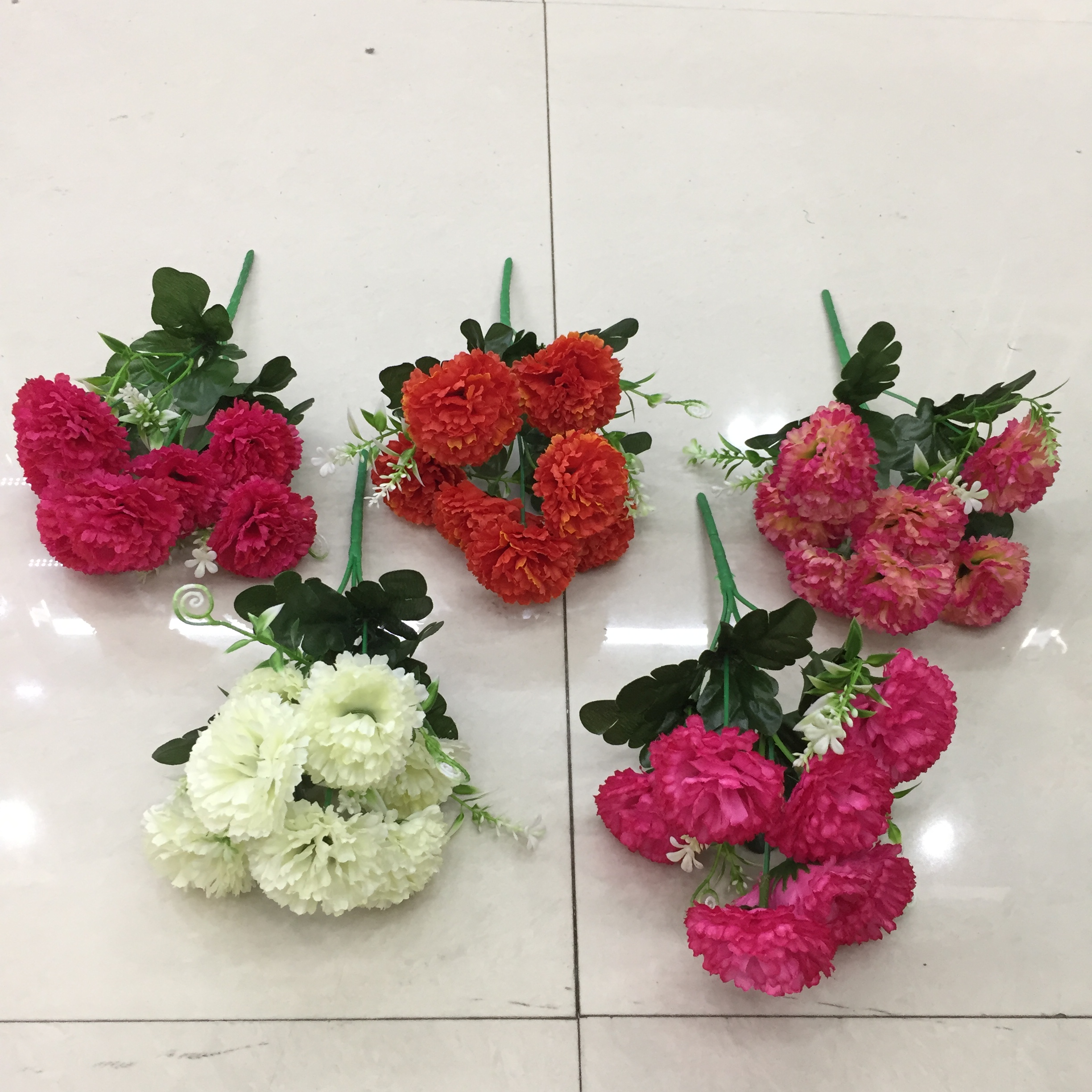 Five-pronged lilac artificial flower Application Scenario