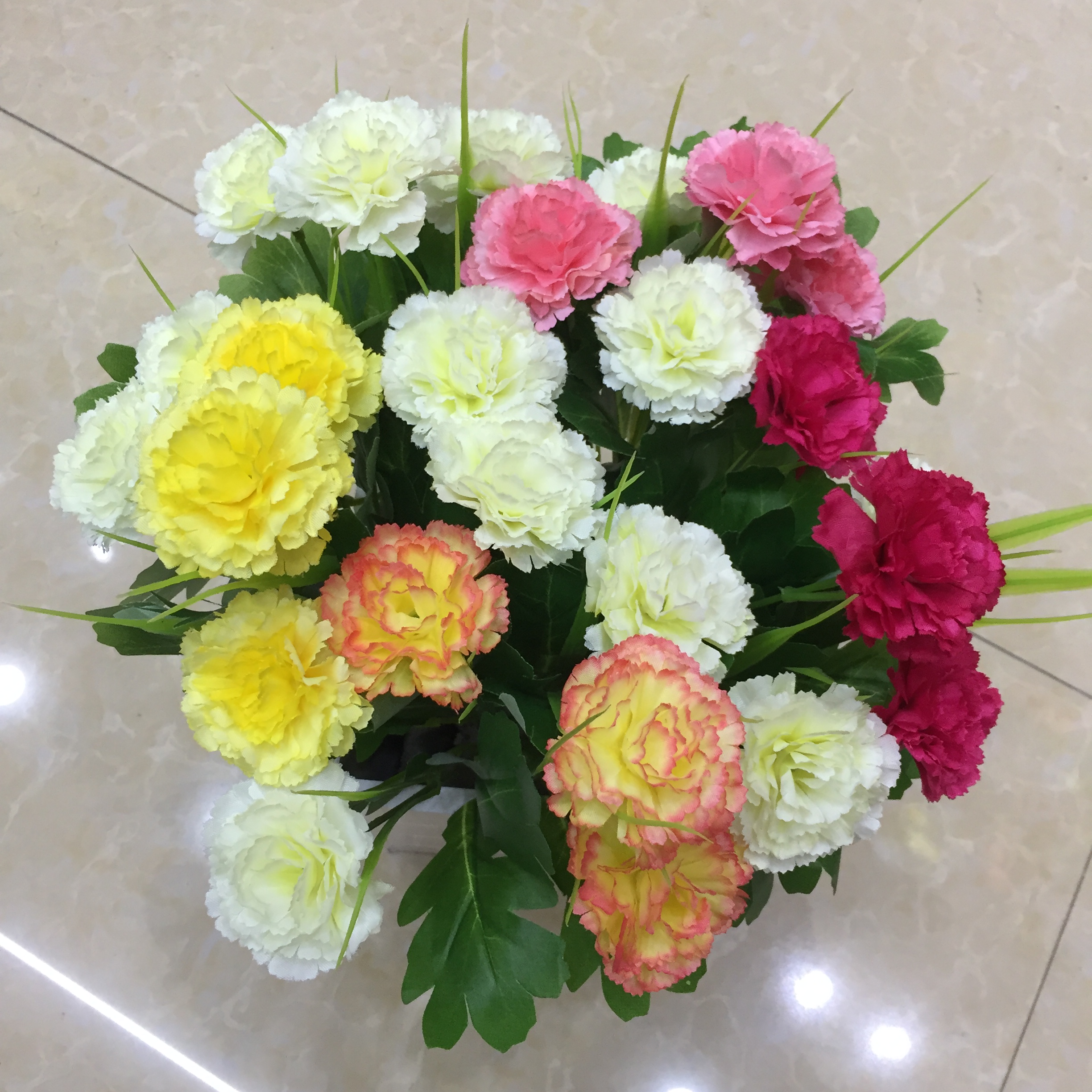 خمسة أزهار مستوحاة من القرنفل الكلاسيكي Specification image