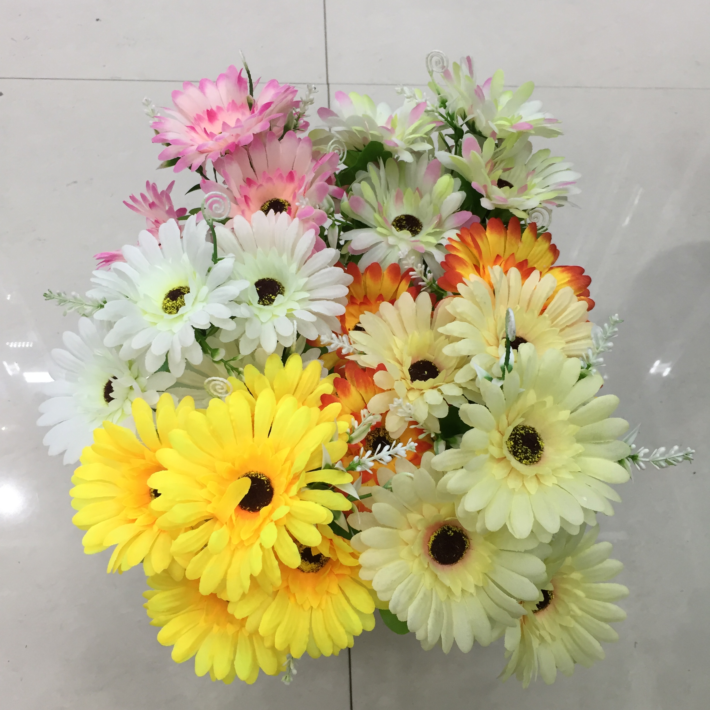 Five-pronged gerbera daisies artificial flowers Specification drawing