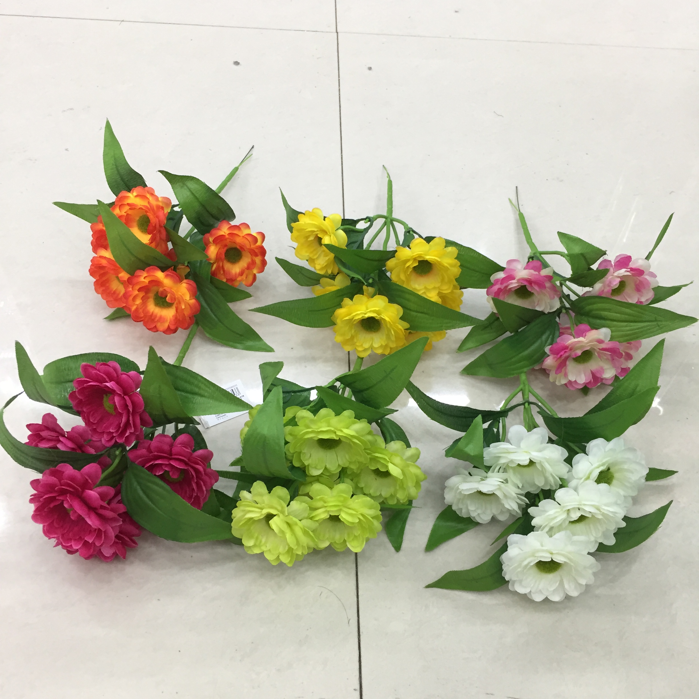 Six artificial flowers of winter jasmine Application Scenario